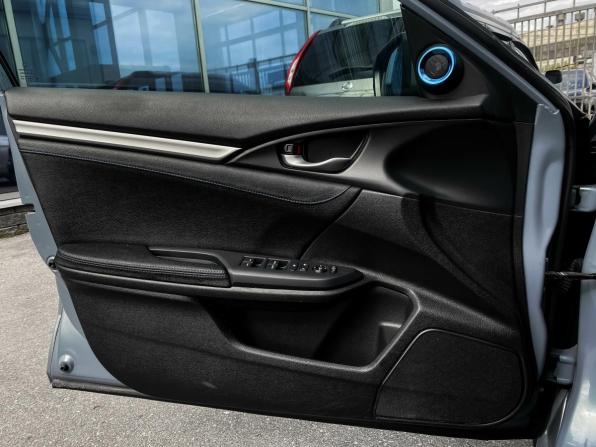 Honda Civic X с пробегом 2018 года, цена 1 849 000 рублей, 98823 км, хэтчбек, Автокод Объявления
