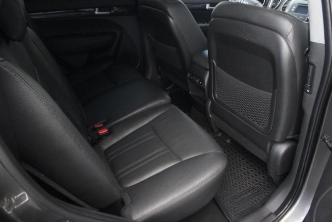 Kia Sorento II Рестайлинг с пробегом 2018 года, цена 2 100 000 рублей, 191131 км, внедорожник, Автокод Объявления