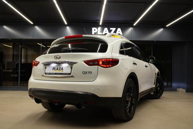 Infiniti QX70 с пробегом 2014 года, цена 2 299 000 рублей, 163220 км, внедорожник, Автокод Объявления