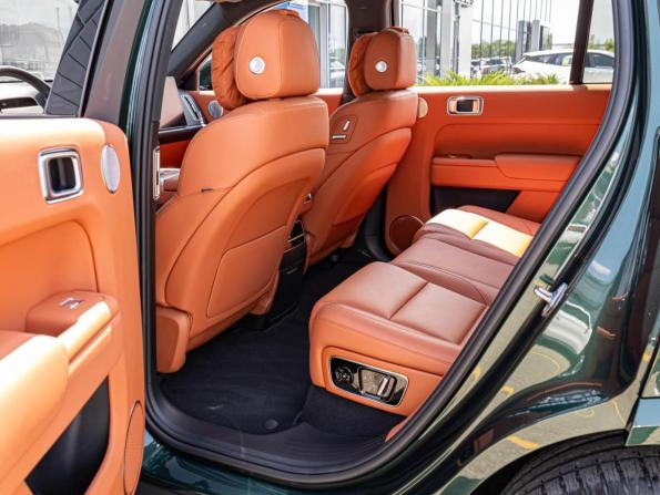 Li Auto (Lixiang) L7 I с пробегом 2023 года, цена 7 250 000 рублей, 2000 км, внедорожник, Автокод Объявления