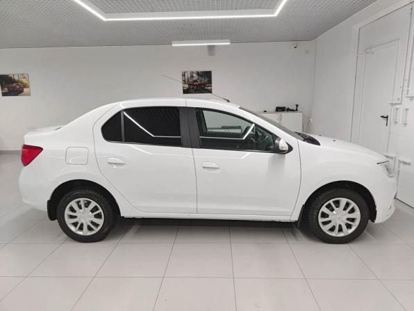 Renault Logan II Рестайлинг с пробегом 2021 года, цена 1 005 000 рублей, 64522 км, седан, Автокод Объявления