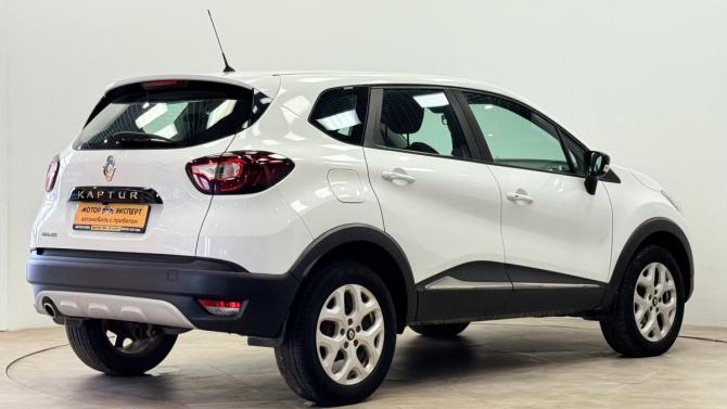 Renault Kaptur I с пробегом 2016 года, цена 1 350 000 рублей, 76100 км, внедорожник, Автокод Объявления