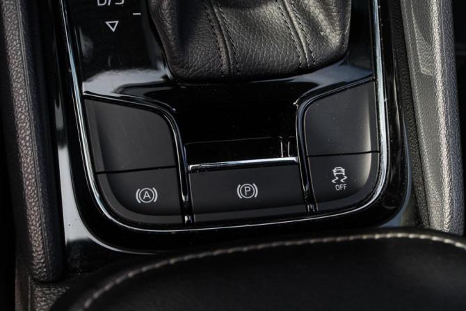 Skoda Karoq I с пробегом 2021 года, цена 2 530 000 рублей, 55383 км, внедорожник, Автокод Объявления