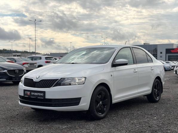 Skoda Rapid I с пробегом 2016 года, цена 995 000 рублей, 145000 км, лифтбек, Автокод Объявления