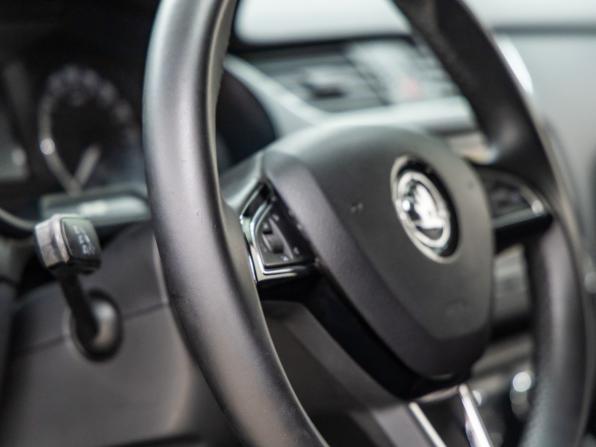 Skoda Octavia III (A7) с пробегом 2015 года, цена 1 218 000 рублей, 152901 км, лифтбек, Автокод Объявления