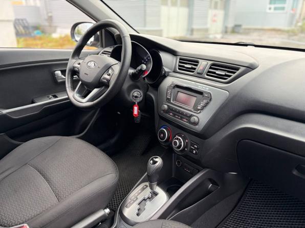 Kia Rio III с пробегом 2015 года, цена 750 000 рублей, 160000 км, седан, Автокод Объявления