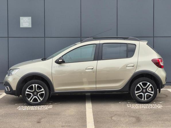 Renault Sandero II Рестайлинг с пробегом 2018 года, цена 1 350 000 рублей, 58872 км, хэтчбек, Автокод Объявления