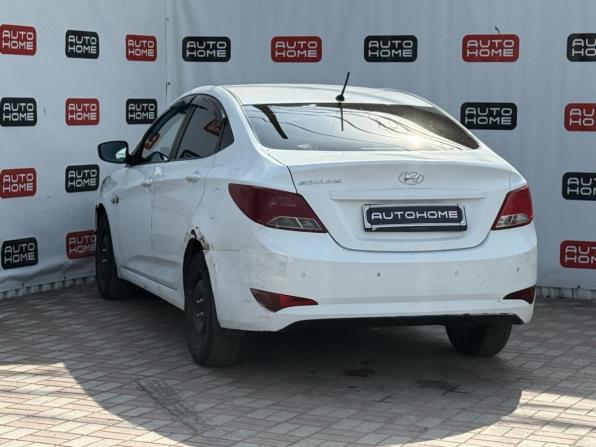 Hyundai Solaris I Рестайлинг с пробегом 2016 года, цена 519 990 рублей, 210000 км, седан, Автокод Объявления