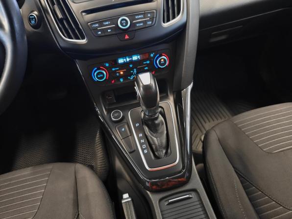 Ford Focus III Рестайлинг с пробегом 2018 года, цена 1 316 000 рублей, 87977 км, хэтчбек, Автокод Объявления