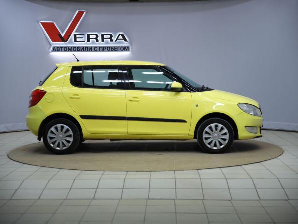 Skoda Fabia II Рестайлинг с пробегом 2010 года, цена 350 000 рублей, 182046 км, хэтчбек, Автокод Объявления