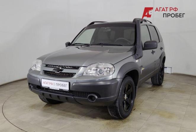 Chevrolet Niva I Рестайлинг с пробегом 2018 года, цена 850 000 рублей, 82600 км, внедорожник, Автокод Объявления