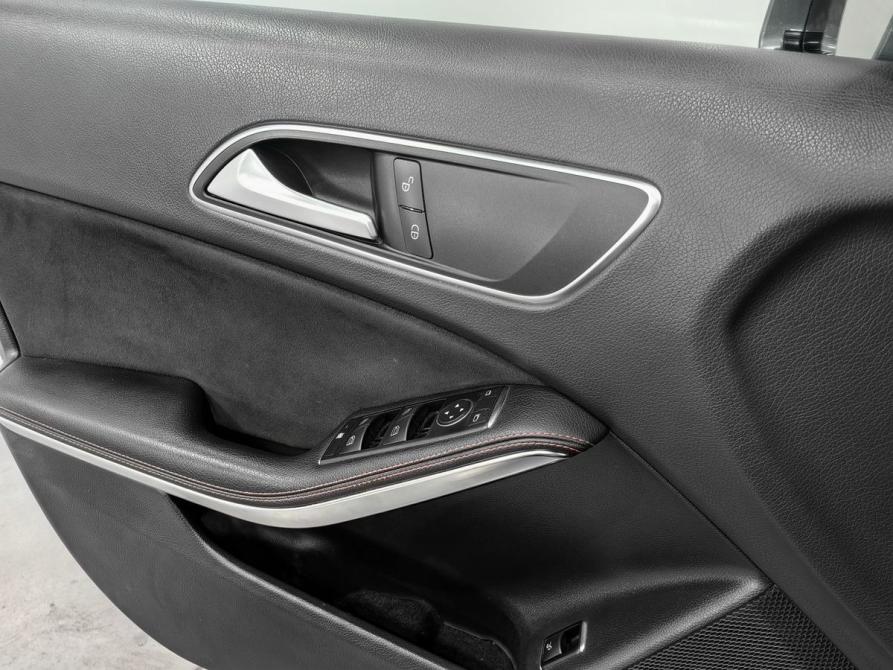 Mercedes-Benz GLA I (X156) Новосибирск  - изображение 21
