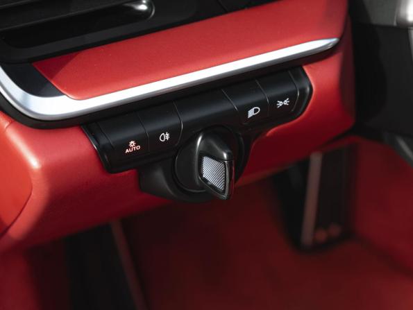 Porsche 911 VIII (992) с пробегом 2022 года, цена 18 200 000 рублей, 29460 км, купе, Автокод Объявления