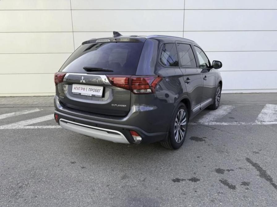 Mitsubishi Outlander III Рестайлинг 3 Ставрополь  - изображение 6