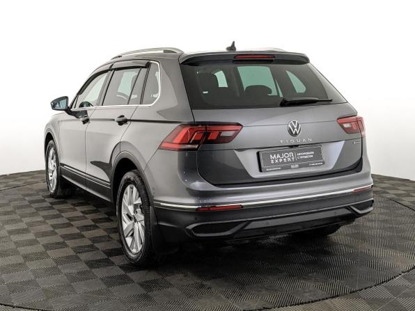Volkswagen Tiguan II Рестайлинг с пробегом 2021 года, цена 3 500 000 рублей, 62176 км, внедорожник, Автокод Объявления