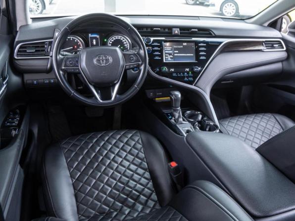 Toyota Camry VIII (XV70) с пробегом 2018 года, цена 2 649 000 рублей, 105895 км, седан, Автокод Объявления