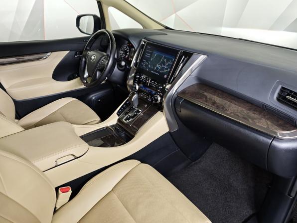 Toyota Alphard III Рестайлинг с пробегом 2021 года, цена 6 690 000 рублей, 61056 км, минивэн, Автокод Объявления