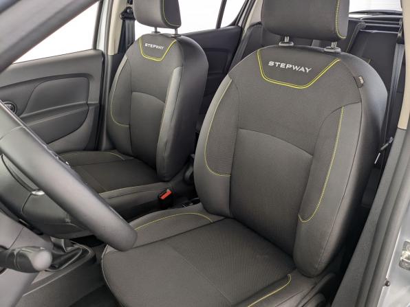 Renault Sandero II Рестайлинг с пробегом 2022 года, цена 1 470 000 рублей, 24650 км, хэтчбек, Автокод Объявления