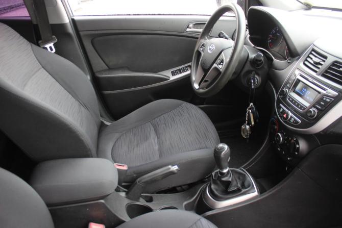 Hyundai Solaris I Рестайлинг с пробегом 2015 года, цена 667 000 рублей, 287063 км, седан, Автокод Объявления