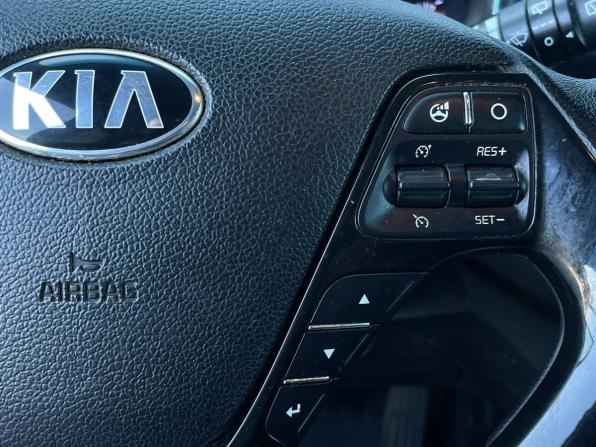Kia Ceed II Рестайлинг с пробегом 2015 года, цена 1 050 000 рублей, 230000 км, хэтчбек, Автокод Объявления