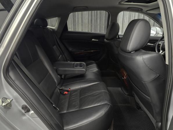 Honda Crosstour I с пробегом 2011 года, цена 1 499 000 рублей, 177000 км, внедорожник, Автокод Объявления