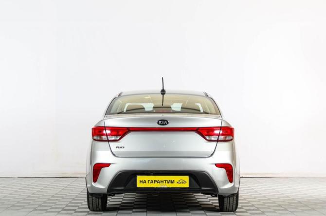 Kia Rio IV с пробегом 2017 года, цена 1 459 000 рублей, 72000 км, седан, Автокод Объявления
