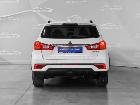 Mitsubishi ASX I Рестайлинг 2 с пробегом 2018 года, цена 1 750 000 рублей, 194696 км, внедорожник, Автокод Объявления