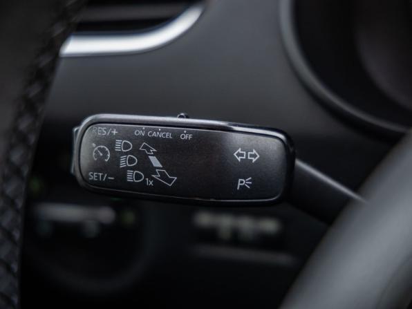 Skoda Octavia III (A7) с пробегом 2014 года, цена 1 048 000 рублей, 298092 км, лифтбек, Автокод Объявления