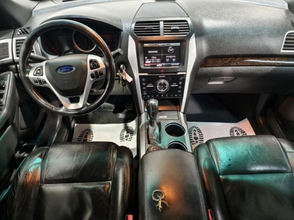 Ford Explorer V с пробегом 2011 года, цена 1 688 000 рублей, 205538 км, внедорожник, Автокод Объявления