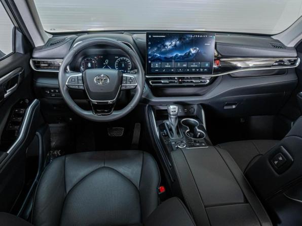 Toyota Highlander IV (XU70) с пробегом 2025 года, цена 5 719 000 рублей, 42 км, внедорожник, Автокод Объявления