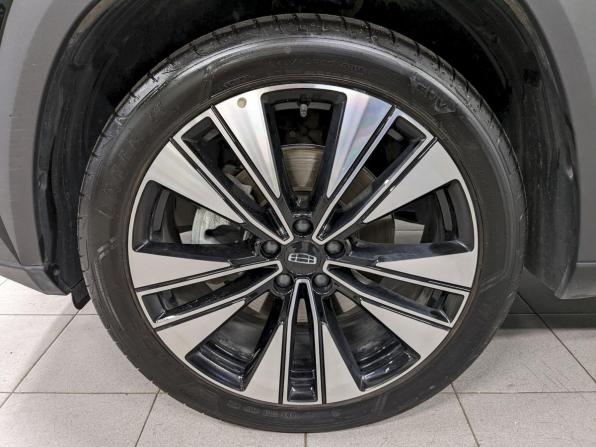 Geely Atlas II с пробегом 2024 года, цена 2 990 000 рублей, 15486 км, внедорожник, Автокод Объявления