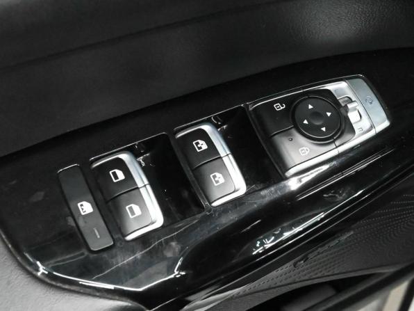Kia K5 III с пробегом 2021 года, цена 2 850 000 рублей, 80878 км, седан, Автокод Объявления
