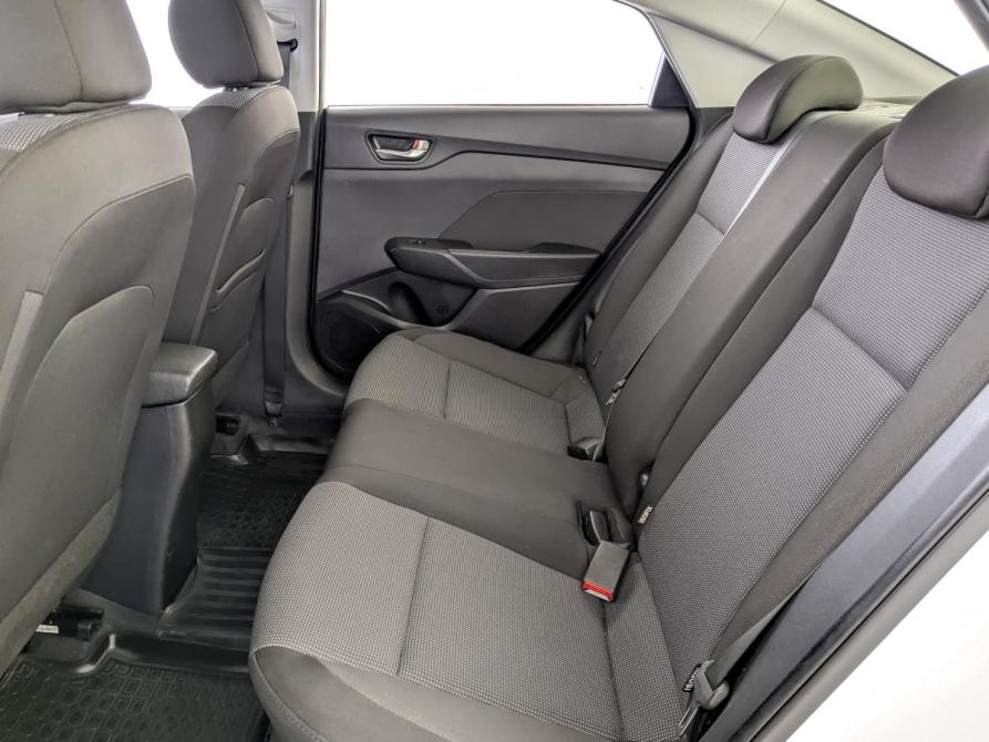 Hyundai Solaris II Москва  - изображение 12