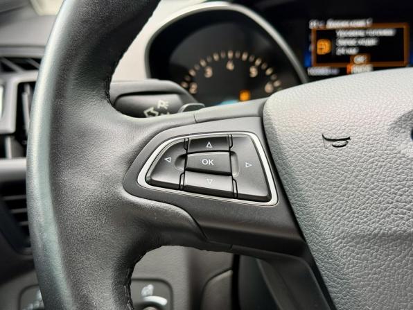 Ford Kuga II Рестайлинг с пробегом 2017 года, цена 1 770 000 рублей, 104001 км, внедорожник, Автокод Объявления