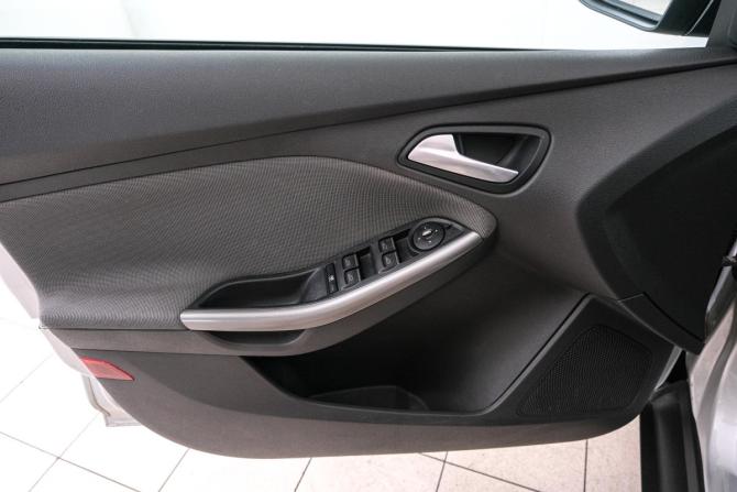 Ford Focus III с пробегом 2014 года, цена 829 000 рублей, 111000 км, хэтчбек, Автокод Объявления