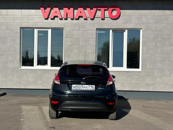 Ford Fiesta Mk6 Рестайлинг с пробегом 2016 года, цена 935 000 рублей, 112424 км, хэтчбек, Автокод Объявления