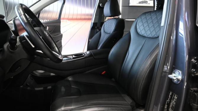 Hyundai Santa Fe IV Рестайлинг с пробегом 2023 года, цена 4 310 000 рублей, 46782 км, внедорожник, Автокод Объявления