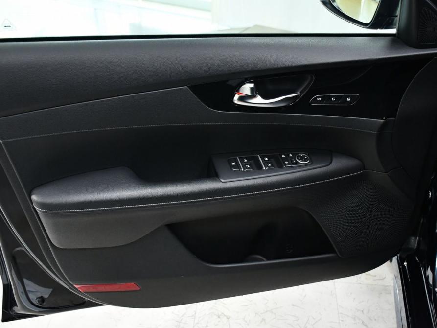 Kia Cerato IV Новосибирск  - изображение 17
