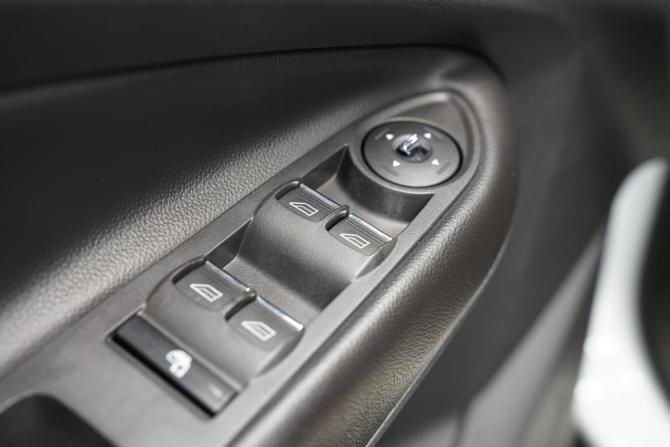 Ford Kuga II с пробегом 2013 года, цена 1 199 000 рублей, 260000 км, внедорожник, Автокод Объявления