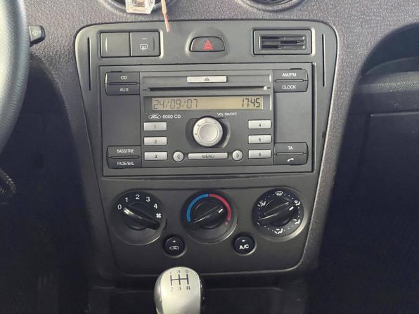 Ford Fusion I Рестайлинг с пробегом 2007 года, цена 415 000 рублей, 330000 км, хэтчбек, Автокод Объявления