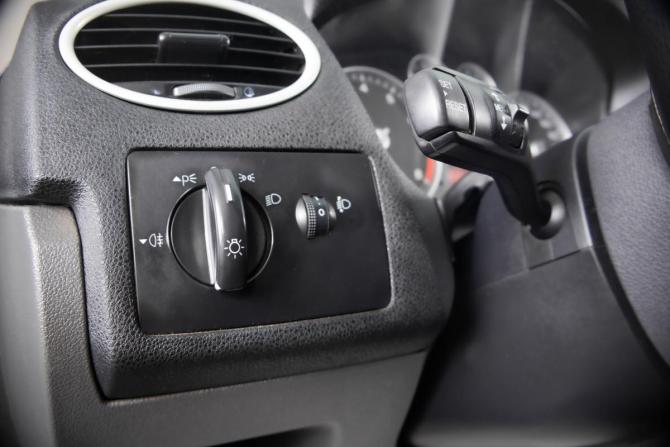 Ford Focus II с пробегом 2007 года, цена 499 000 рублей, 165000 км, хэтчбек, Автокод Объявления