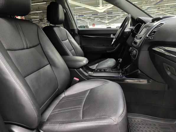 Kia Sorento II Рестайлинг с пробегом 2019 года, цена 2 550 000 рублей, 57942 км, внедорожник, Автокод Объявления