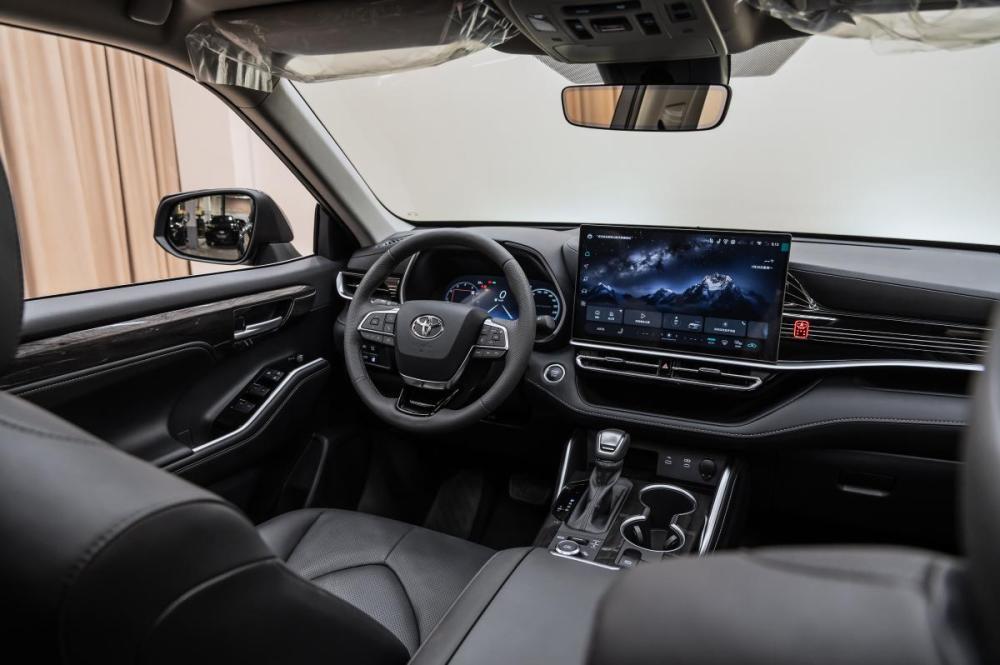Toyota Highlander IV (XU70) Москва  - изображение 9