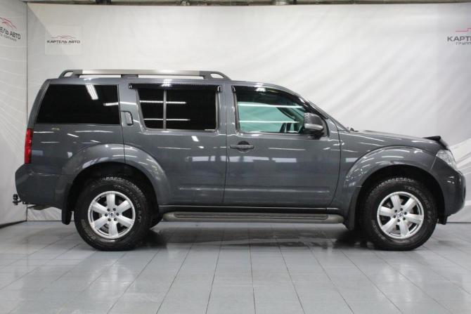 Nissan Pathfinder III Рестайлинг с пробегом 2013 года, цена 1 729 000 рублей, 153000 км, внедорожник, Автокод Объявления
