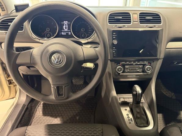 Volkswagen Golf VI с пробегом 2011 года, цена 949 000 рублей, 105240 км, хэтчбек, Автокод Объявления