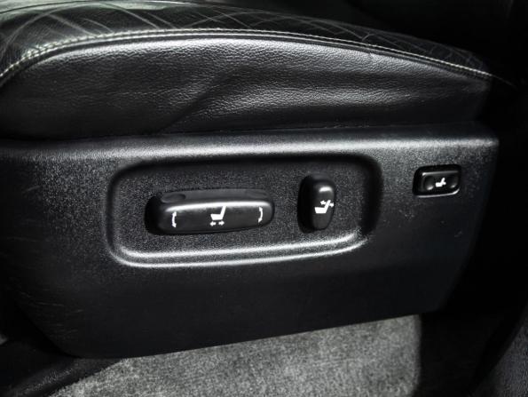 Toyota Land Cruiser 200 Series Рестайлинг 1 с пробегом 2014 года, цена 3 145 000 рублей, 249993 км, внедорожник, Автокод Объявления