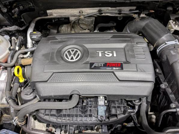 Volkswagen Tiguan II с пробегом 2018 года, цена 3 050 000 рублей, 84489 км, внедорожник, Автокод Объявления