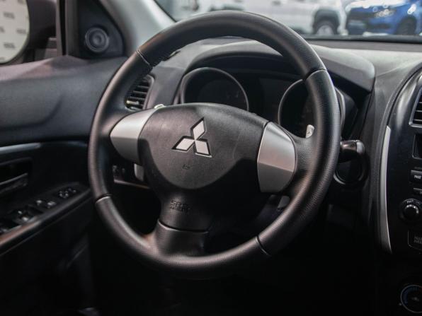 Mitsubishi ASX I с пробегом 2011 года, цена 971 000 рублей, 240000 км, внедорожник, Автокод Объявления