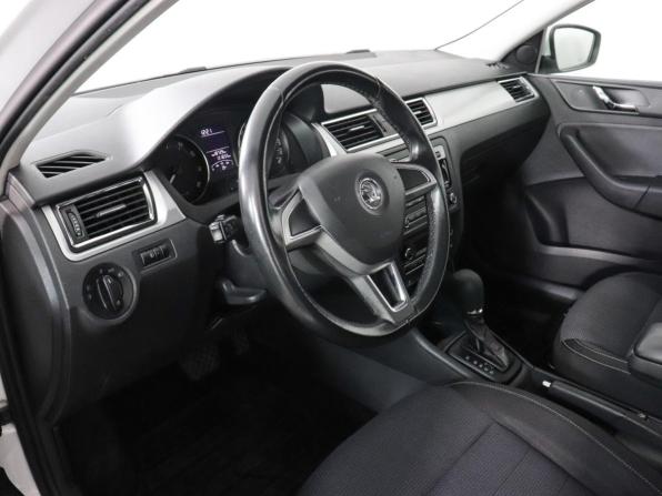 Skoda Rapid I с пробегом 2014 года, цена 997 000 рублей, 131757 км, лифтбек, Автокод Объявления