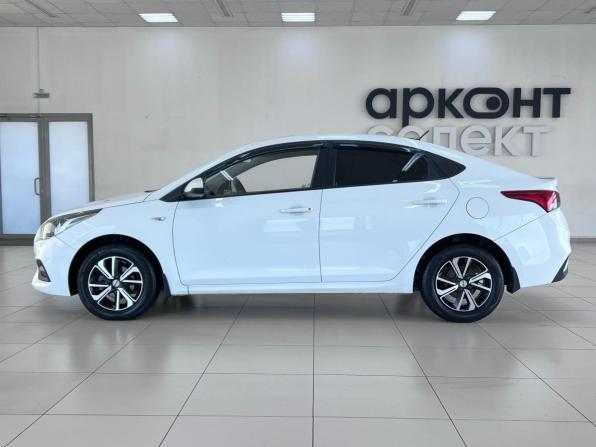 Hyundai Solaris II с пробегом 2018 года, цена 1 310 000 рублей, 145000 км, седан, Автокод Объявления